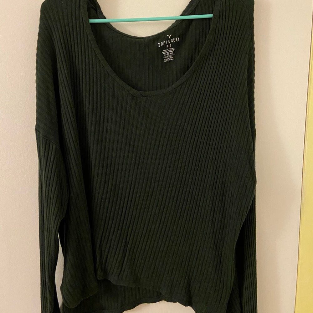 American Eagle Sweater